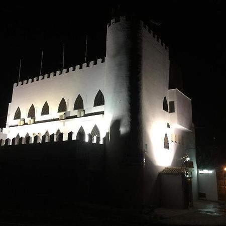 El Castillo Alcalá de Guadaira Екстериор снимка